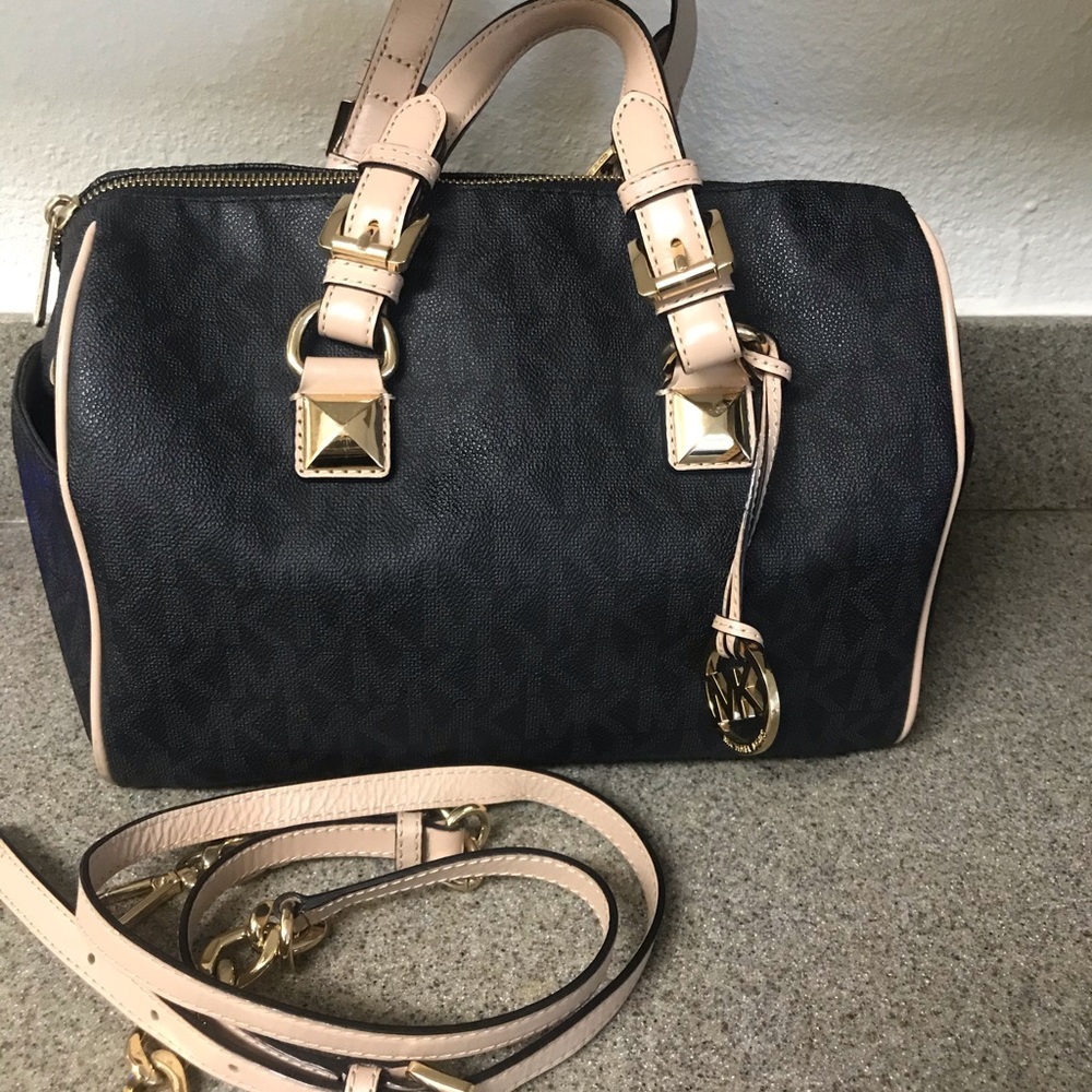 MK purse